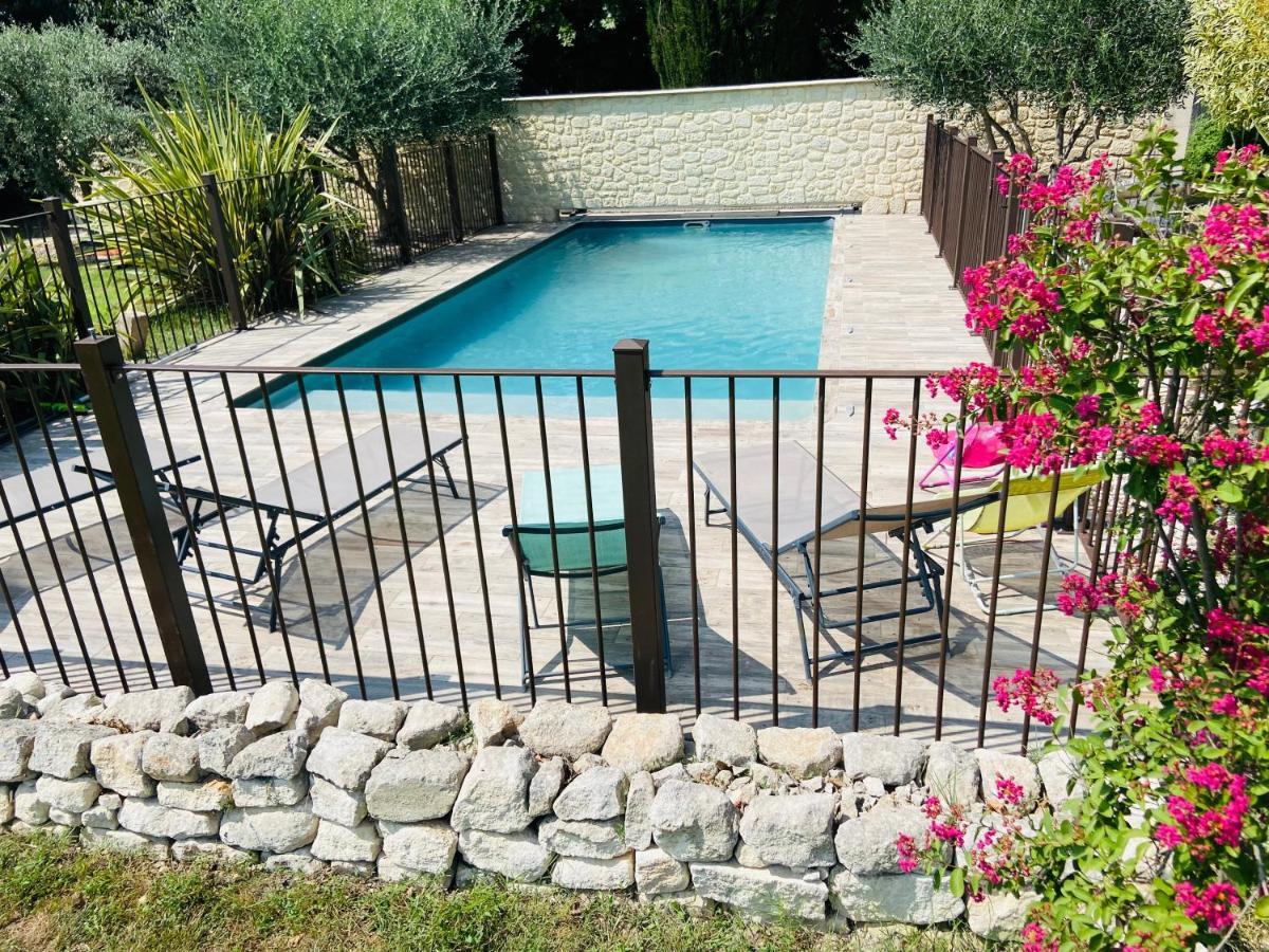 Gite Du Mas De La Finiere ,Avec Spa Interieur Châteaurenard Exteriör bild