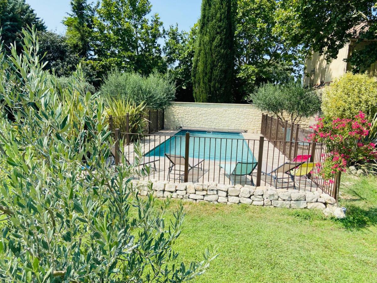 Gite Du Mas De La Finiere ,Avec Spa Interieur Châteaurenard Exteriör bild