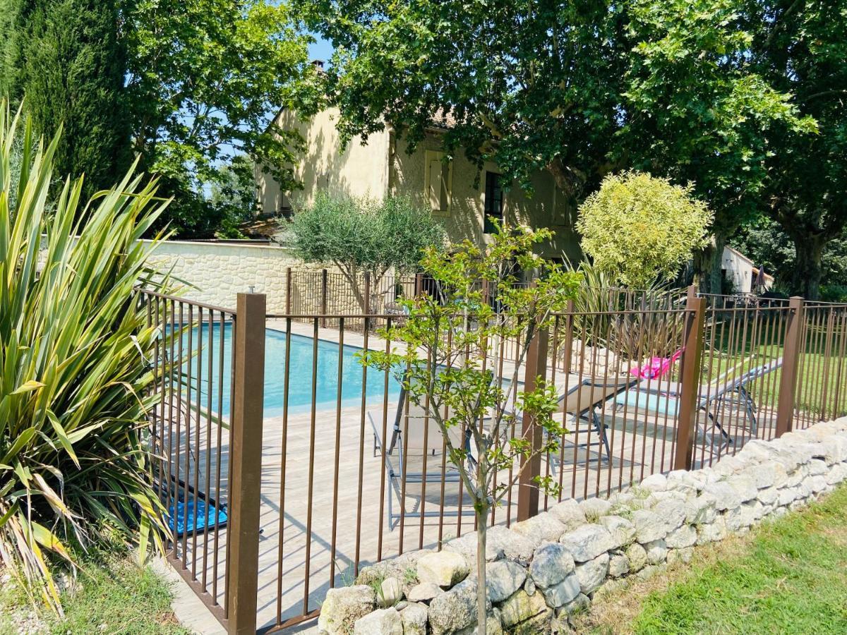 Gite Du Mas De La Finiere ,Avec Spa Interieur Châteaurenard Exteriör bild