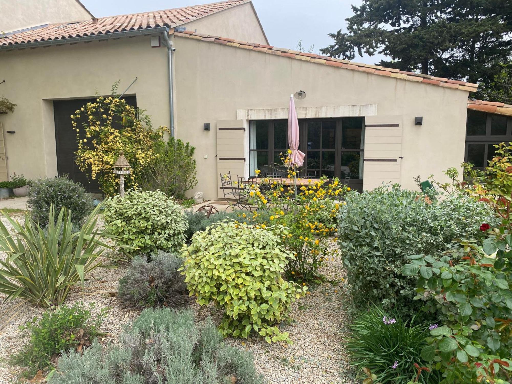 Gite Du Mas De La Finiere ,Avec Spa Interieur Châteaurenard Exteriör bild